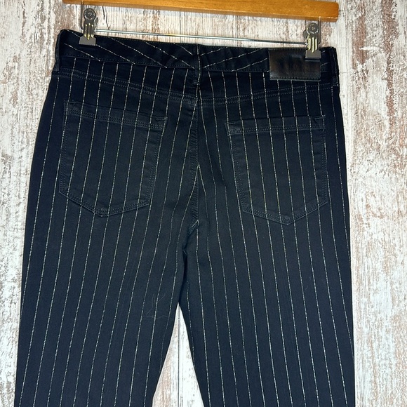 KARL LAGERFELD PARIS Women's Mid Rise Slim Leg Metallic-Stripe Jeans Sz 10 - Picture 5 of 11